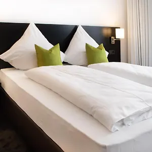 https://sto-hotel.com-bavaria.com